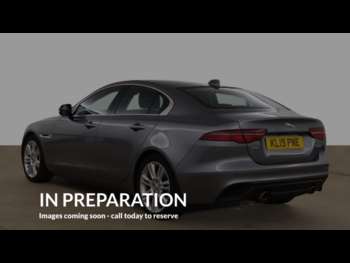 Used Jaguar XE 2019 for sale - 75133491: Photo