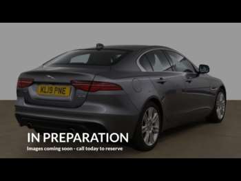 Used Jaguar XE 2019 for sale - 75133491: Photo