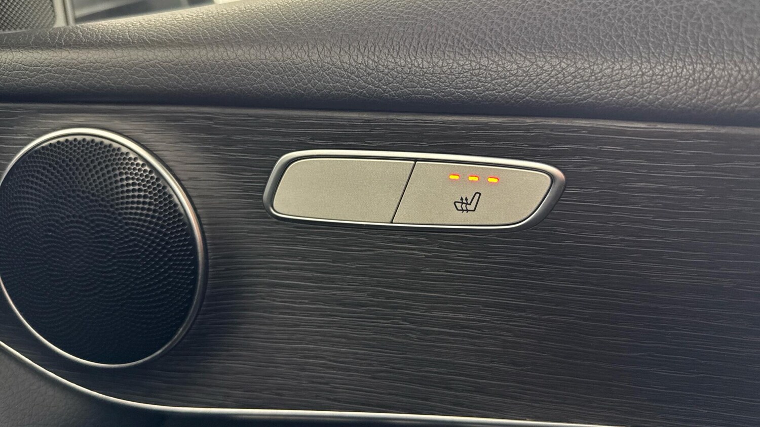 Used Mercedes-Benz GLC 2020 for sale - 78170103: Photo 30