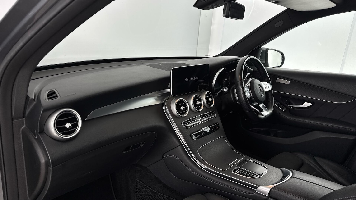 Used Mercedes-Benz GLC 2020 for sale - 78170103: Photo 9