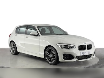 Used BMW 1 Series 2019 for sale - 76102654: Photo 2