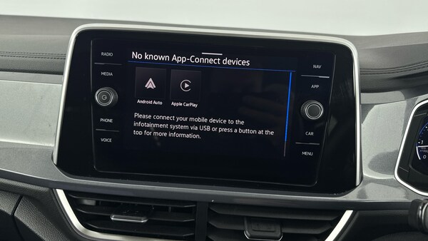 Used Volkswagen T-Roc 2024 for sale - 76040346: Photo 16