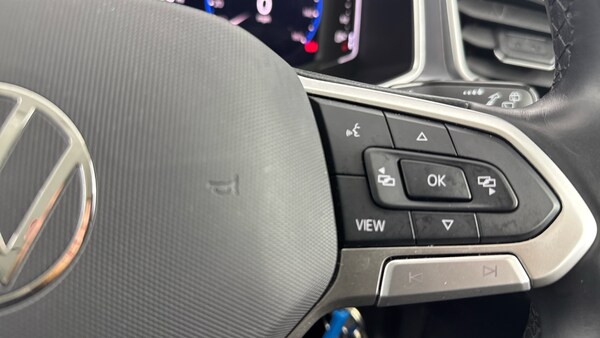 Used Volkswagen T-Roc 2024 for sale - 76040346: Photo 22