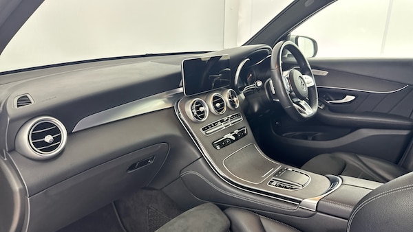 Used Mercedes-Benz GLC 2019 for sale - 76082095: Photo 10