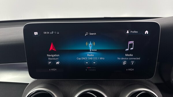 Used Mercedes-Benz GLC 2019 for sale - 76082095: Photo 17