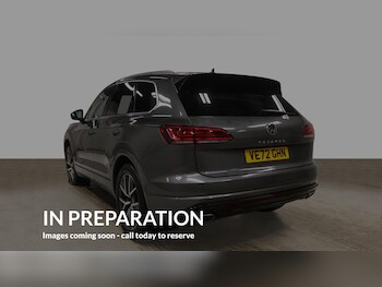 Used Volkswagen Touareg 2023 for sale - 77808875: Photo