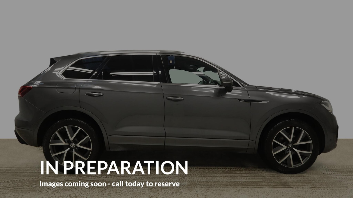 Used Volkswagen Touareg for sale - 77808875: Photo 5