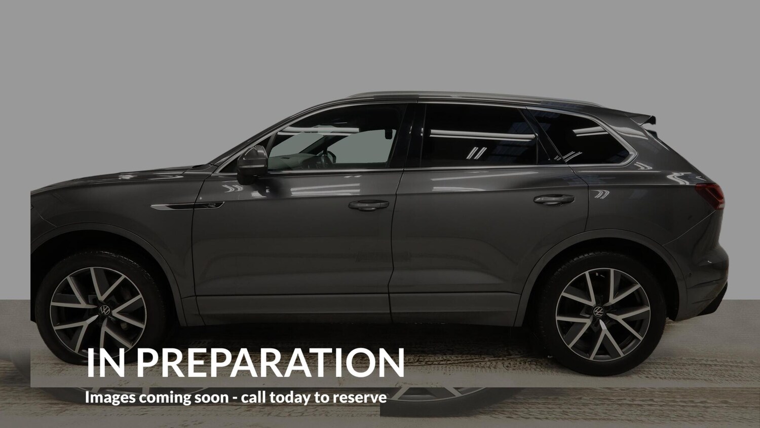 Used Volkswagen Touareg for sale - 77808875: Photo 6