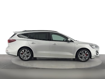 Used Ford Focus 2023 for sale - 75639878: Photo