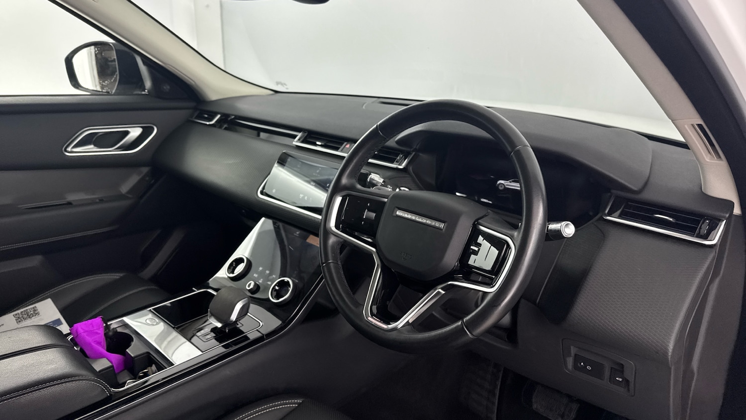 Used Land Rover Range Rover Velar 2021 for sale - 76114143: Photo 9