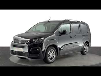 2022 - Allure Premium 5-Door