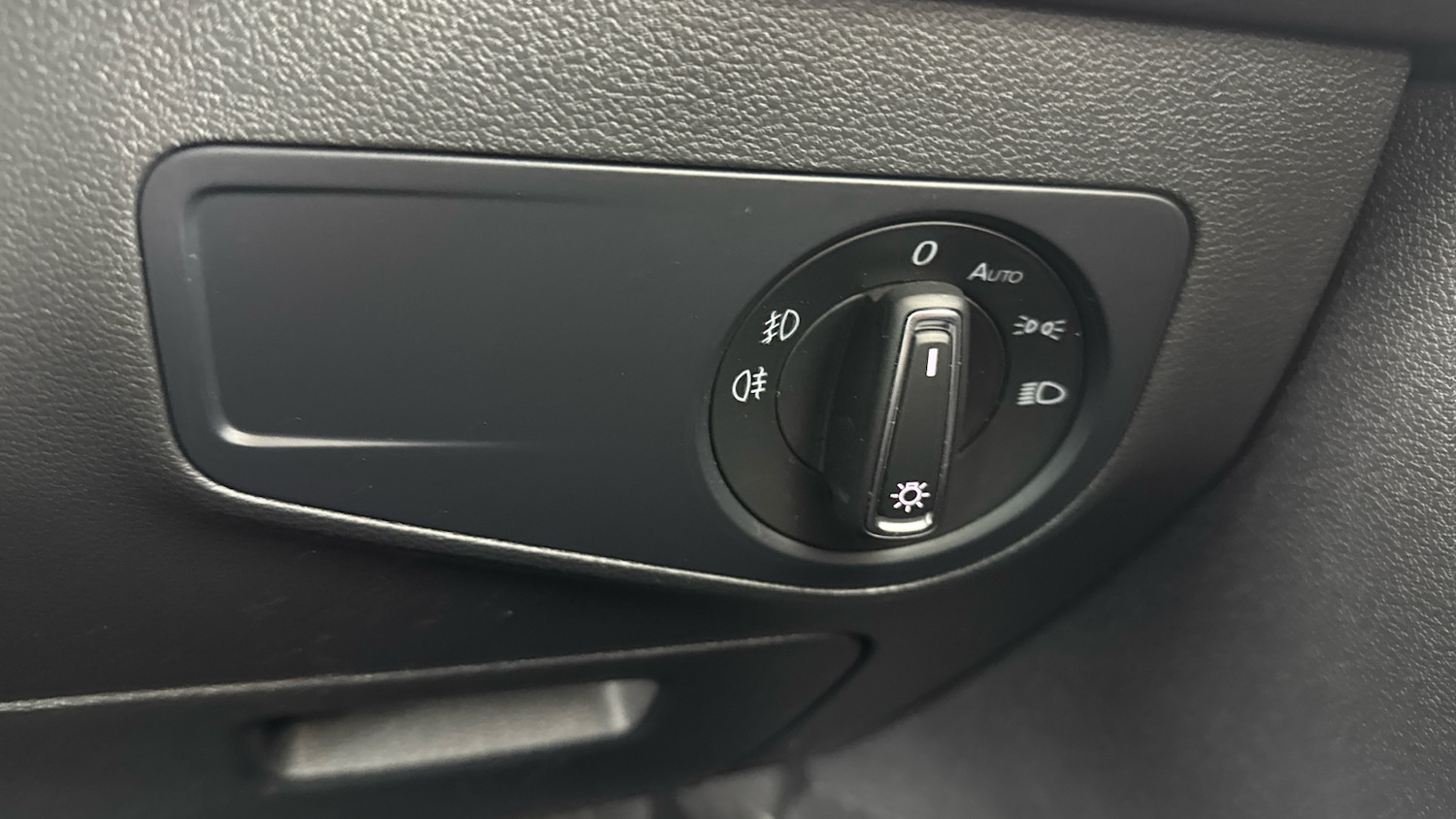 Used Volkswagen Tiguan 2019 for sale - 76057604: Photo 24