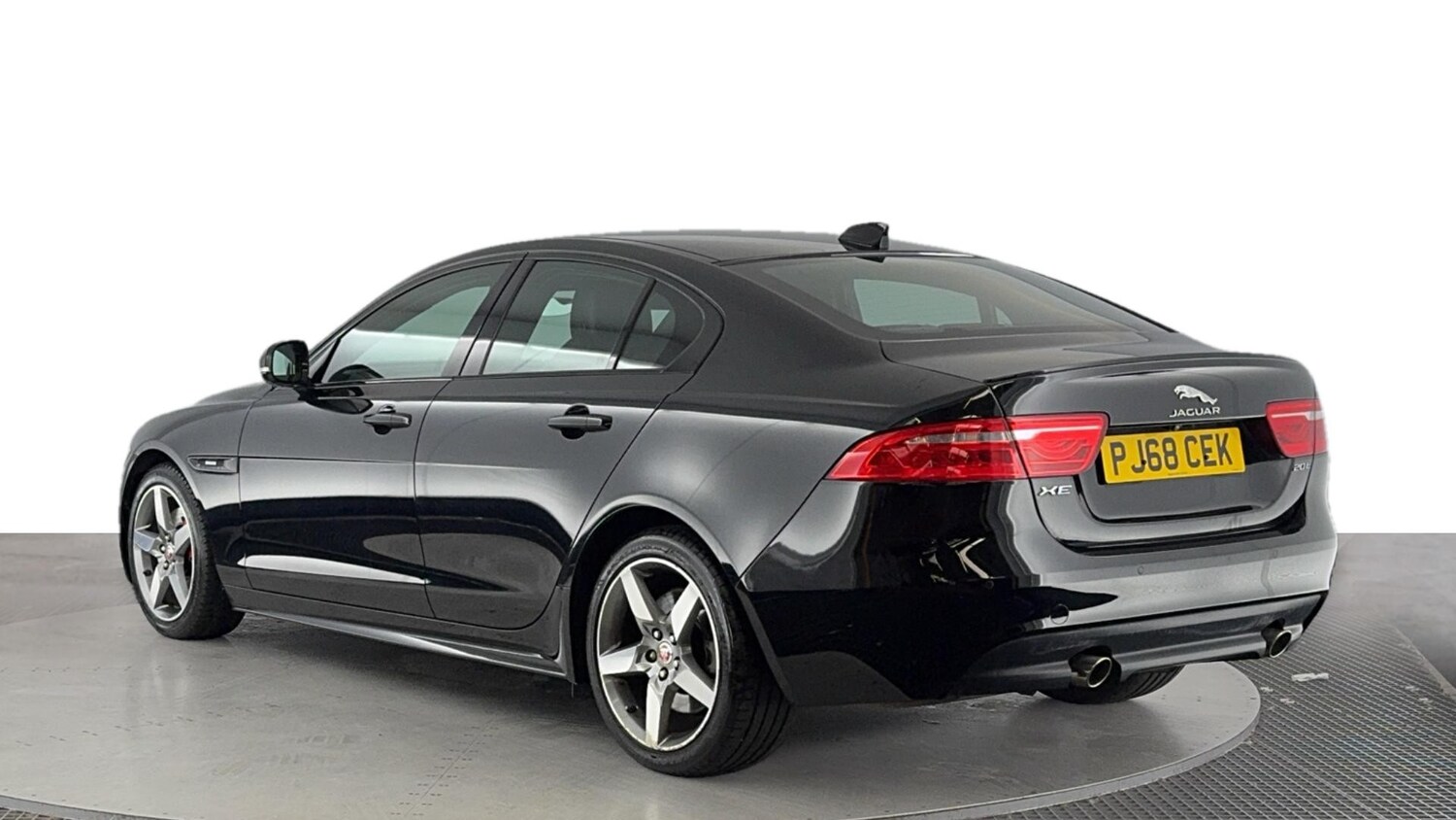 Used Jaguar XE 2018 for sale - 76102643: Photo 35