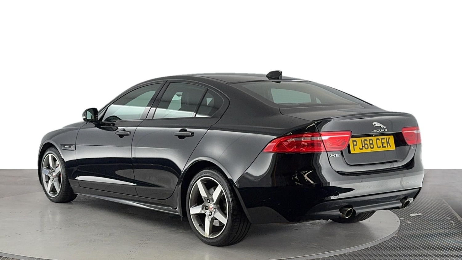Used Jaguar XE 2018 for sale - 76102643: Photo 41