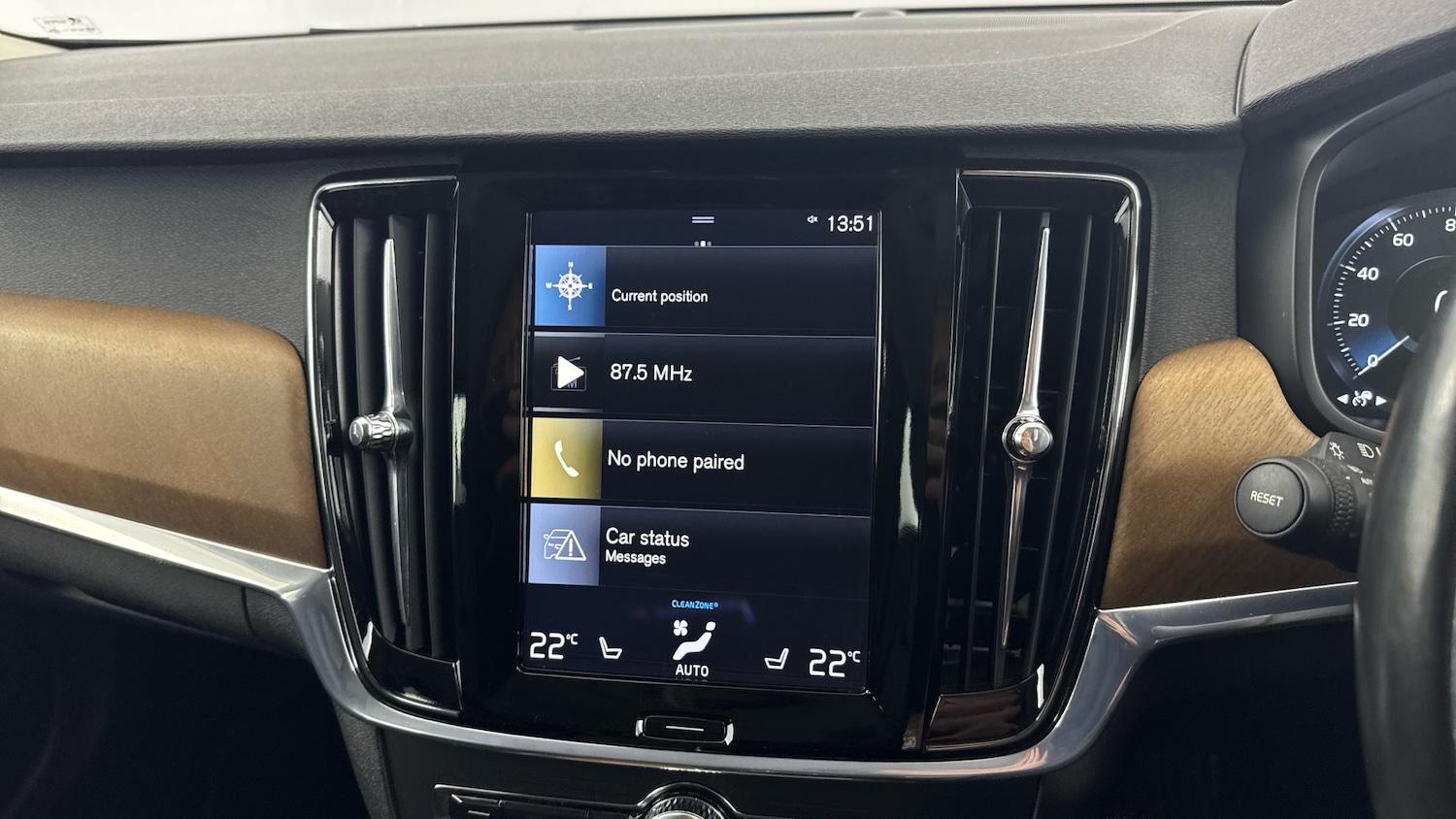 Used Volvo V90 2017 for sale - 76040381: Photo 12