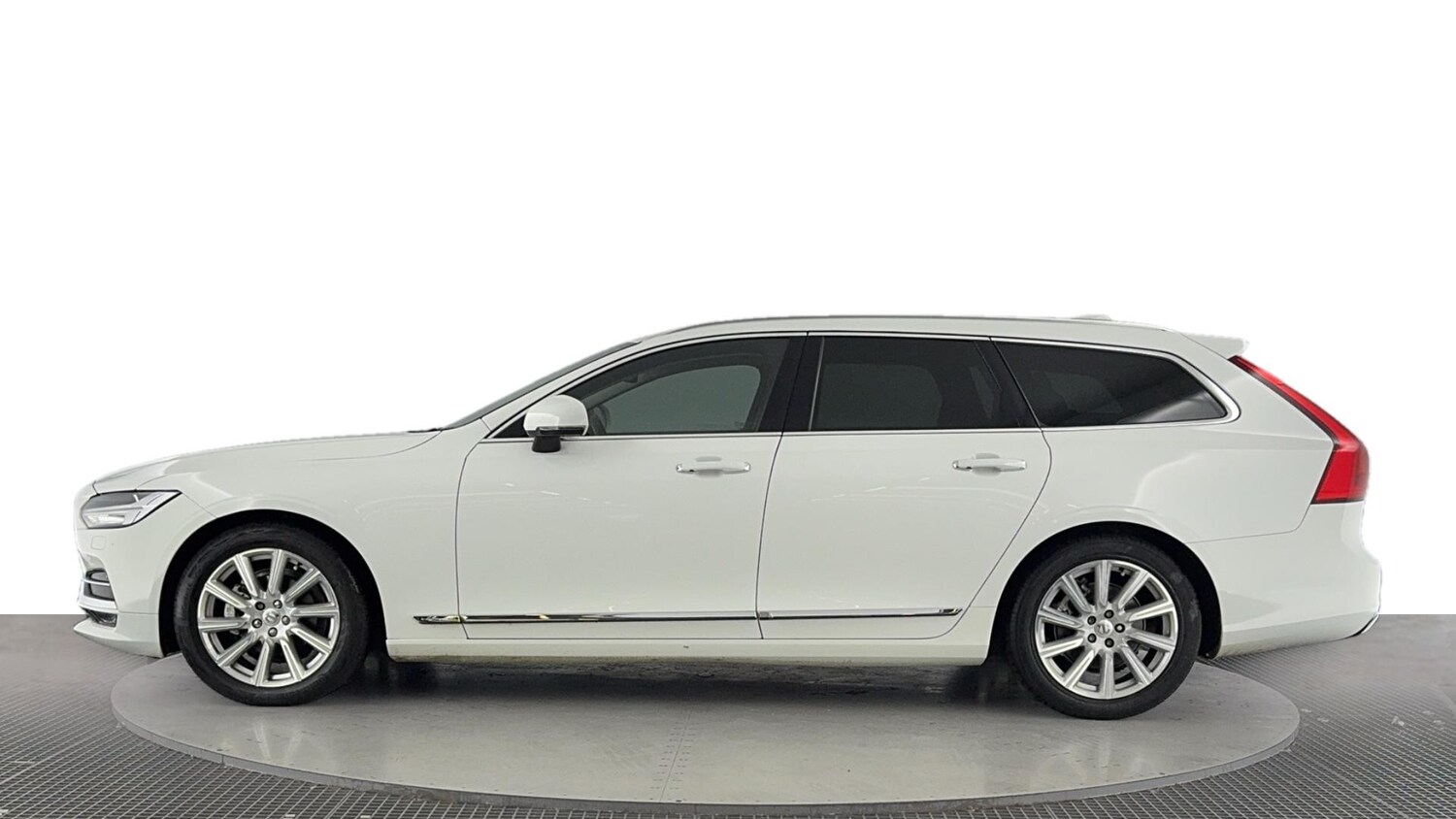 Used Volvo V90 2017 for sale - 76040381: Photo 42