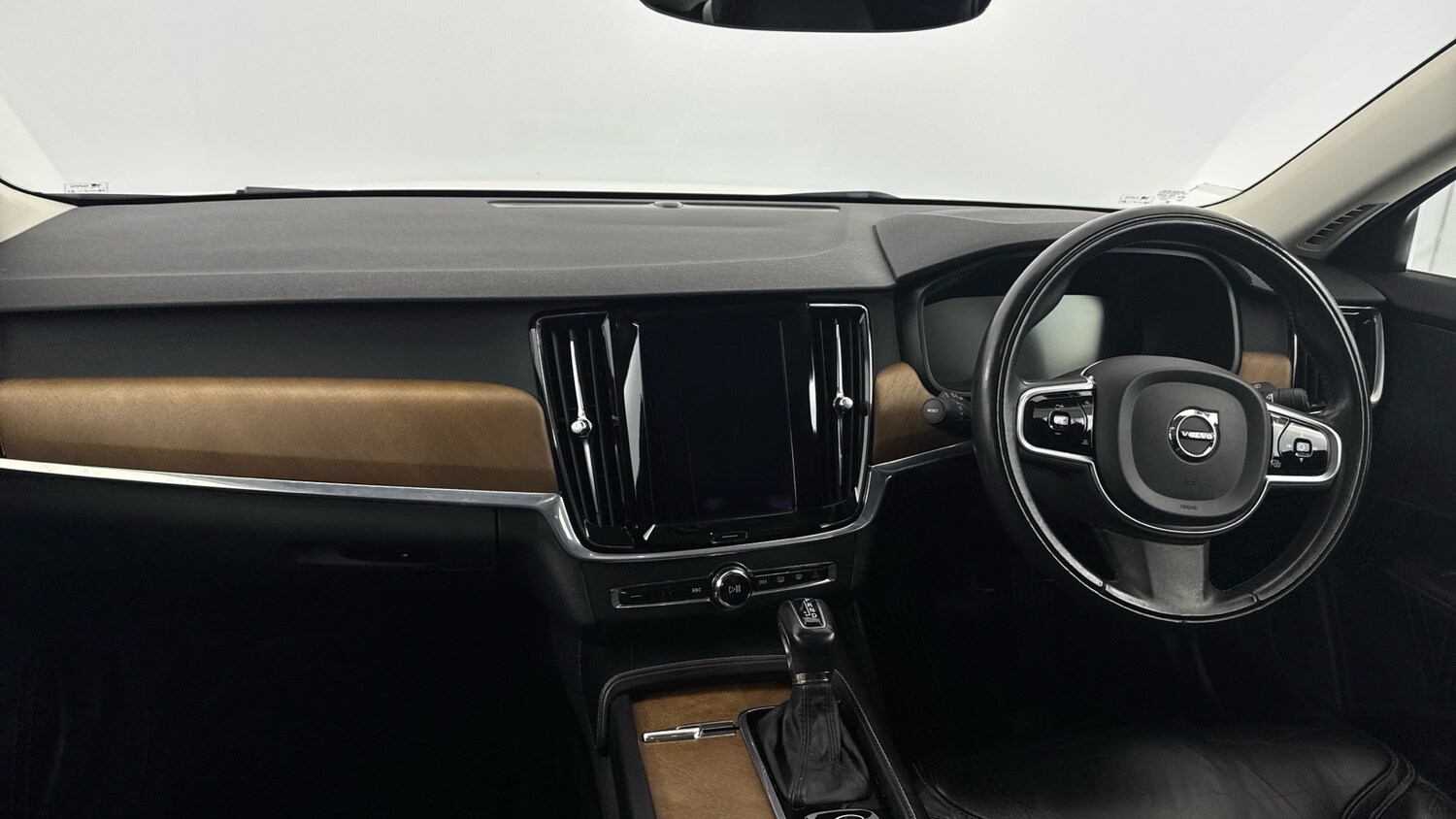 Used Volvo V90 2017 for sale - 76040381: Photo 46
