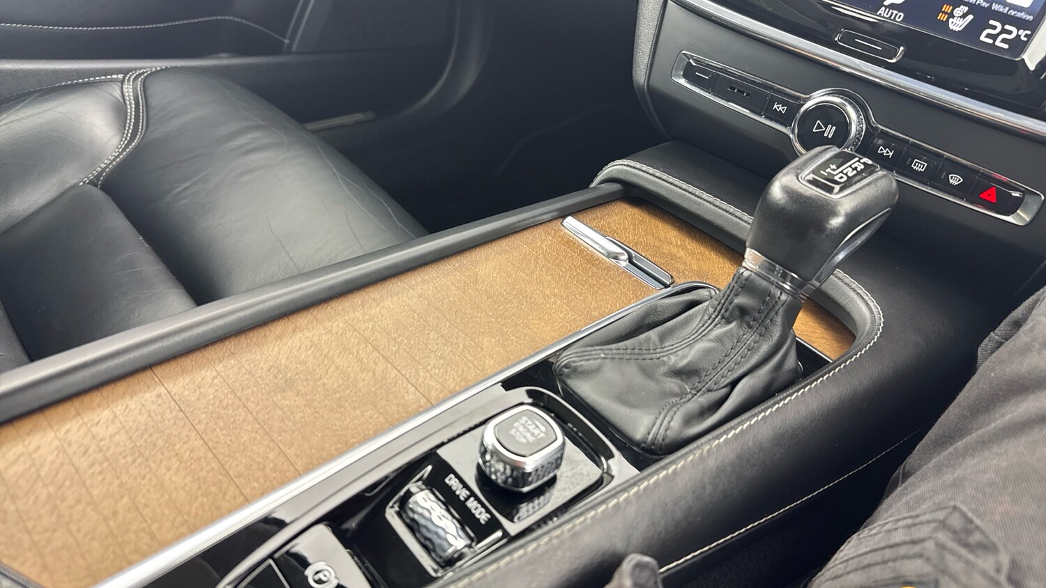 Used Volvo V90 2017 for sale - 76040381: Photo 54