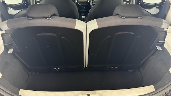 Used Toyota AYGO 2015 for sale - 76224762: Photo 15