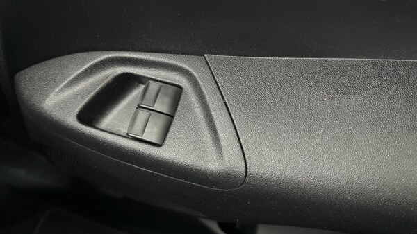 Used Toyota AYGO 2015 for sale - 76224762: Photo 23