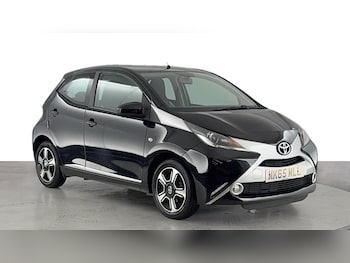 Used Toyota AYGO 2015 for sale - 76224762: Photo 2