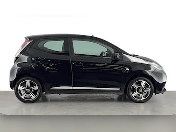 Used Toyota AYGO 2015 for sale - 76224762: Photo 3