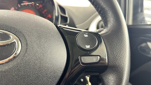 Used Toyota AYGO 2015 for sale - 76224762: Photo 57