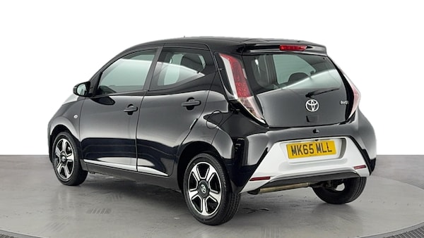 Used Toyota AYGO 2015 for sale - 76224762: Photo 6
