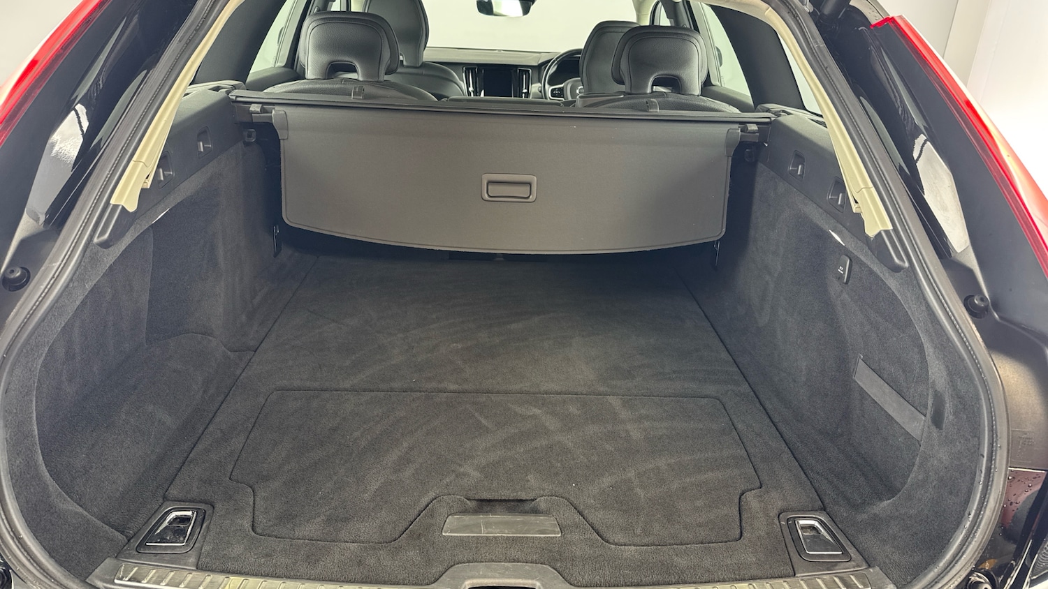 Used Volvo V90 2019 for sale - 75984107: Photo 15