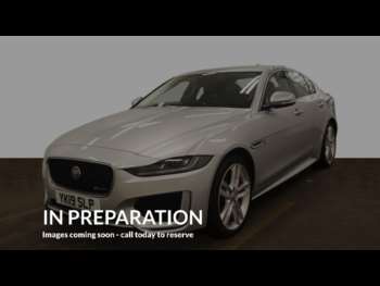 2019 - R-Dynamic S 4-Door