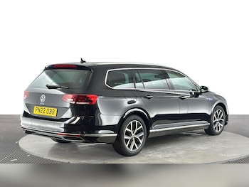 Used Volkswagen Passat 2022 for sale - 79061444: Photo