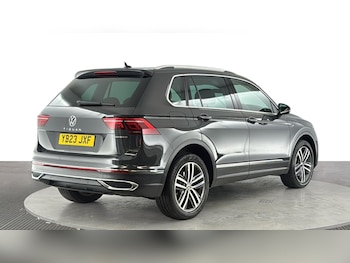 Used Volkswagen Tiguan 2023 for sale - 79553366: Photo