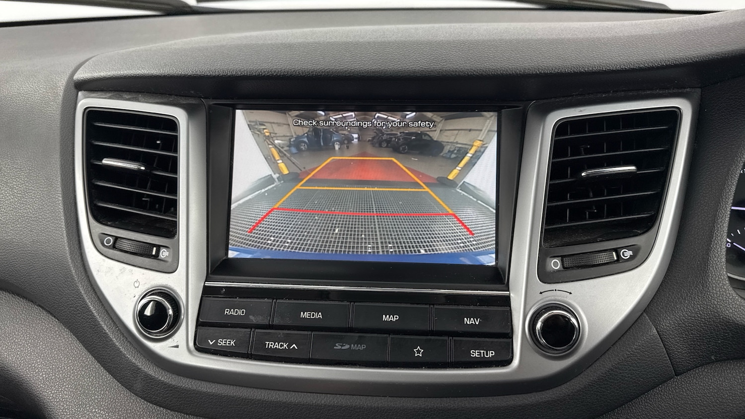 Used Hyundai TUCSON 2018 for sale - 76129171: Photo 16