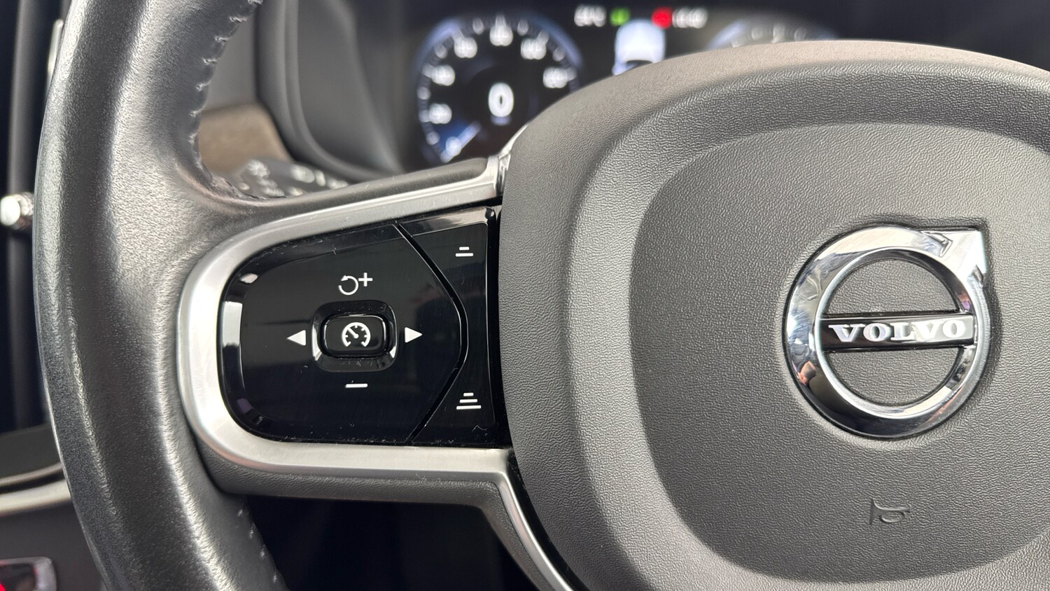 Used Volvo V90 2019 for sale - 76023148: Photo 56