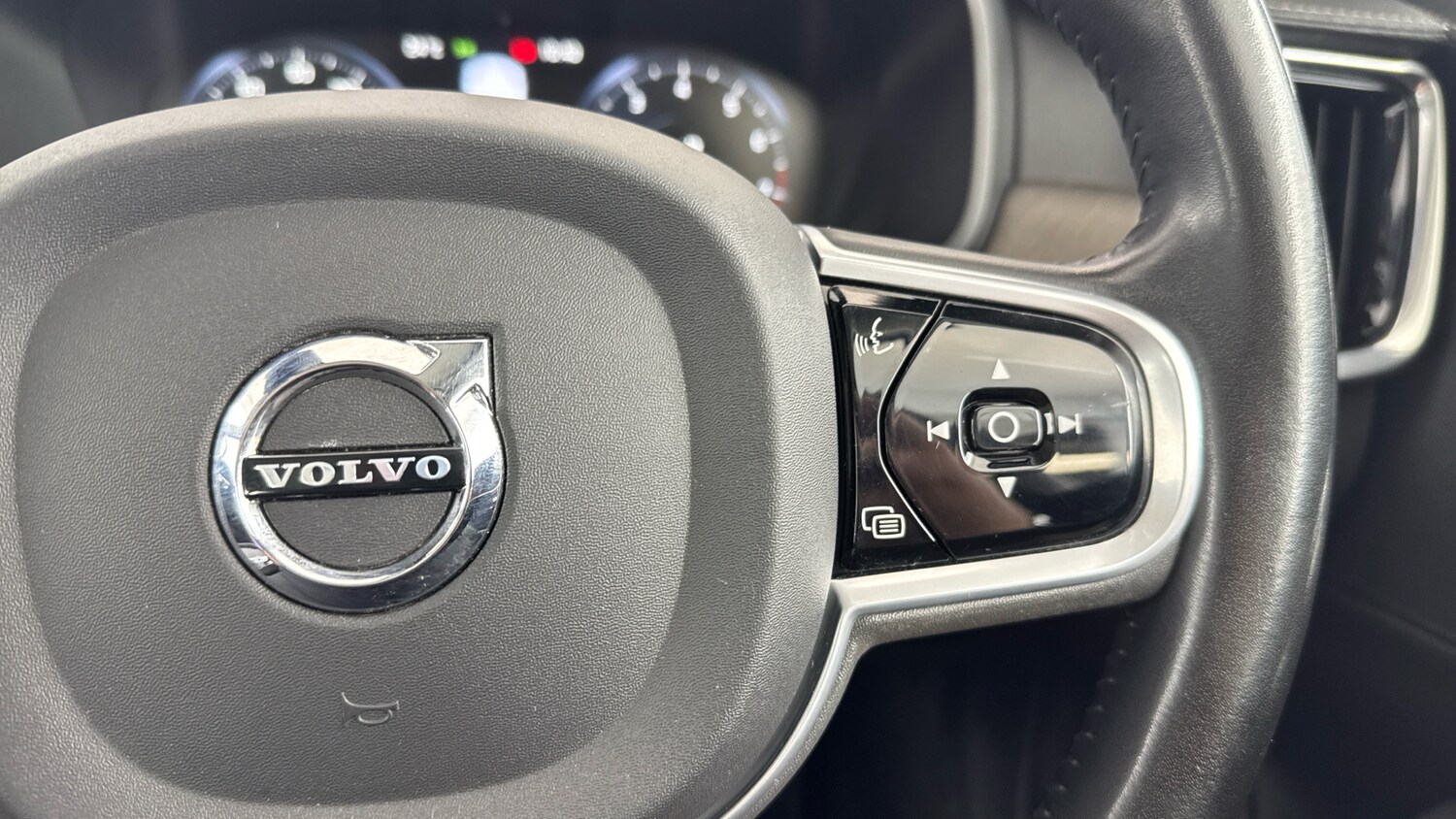 Used Volvo V90 2019 for sale - 76023148: Photo 57