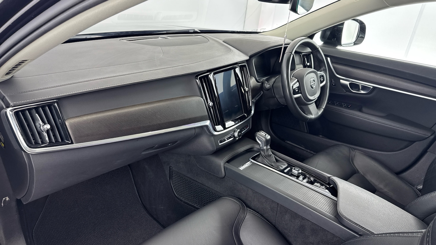 Used Volvo V90 2019 for sale - 76023148: Photo 9