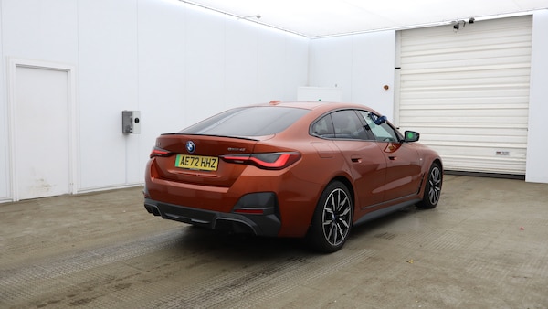 Used BMW i4 2022 for sale - 76133824: Photo 4