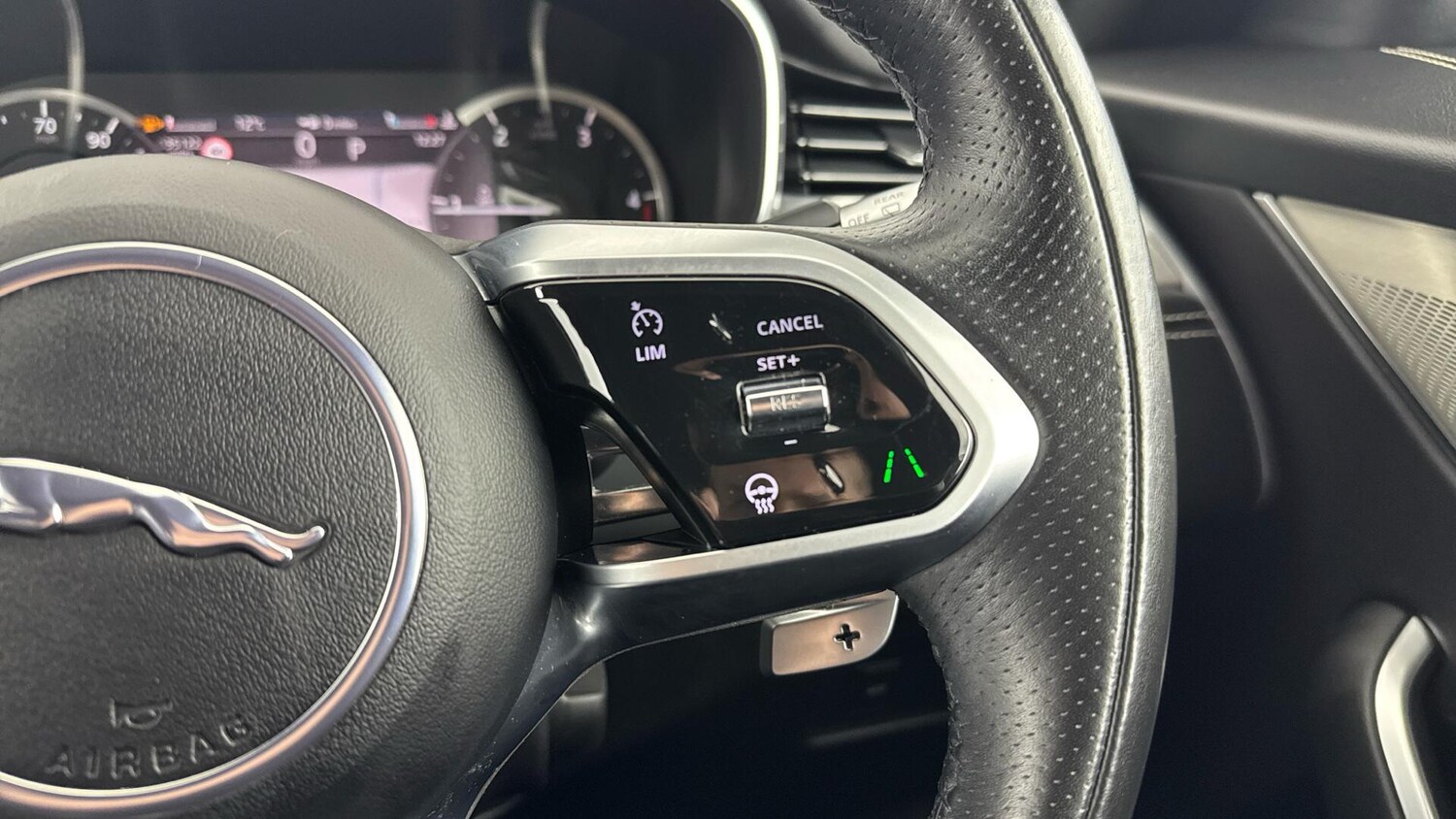 Used Jaguar F-Pace 2021 for sale - 77993150: Photo 18