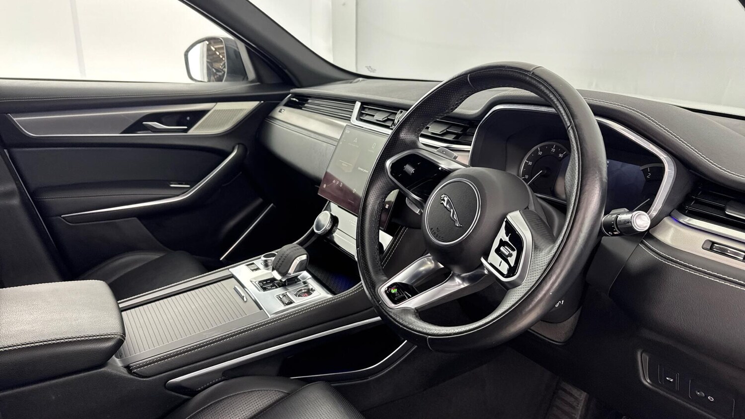 Used Jaguar F-Pace 2021 for sale - 77993150: Photo 9