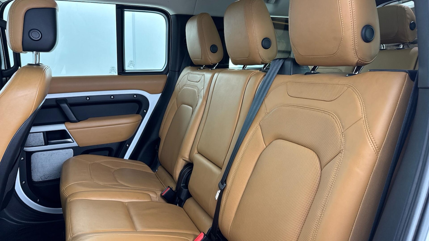 Used Land Rover Defender 130 2024 for sale - 77387768: Photo 14