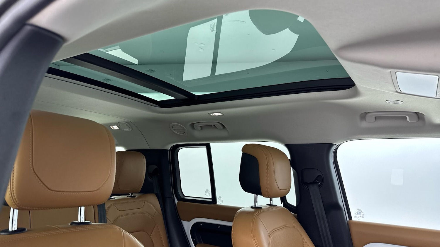 Used Land Rover Defender 130 2024 for sale - 77387768: Photo 21