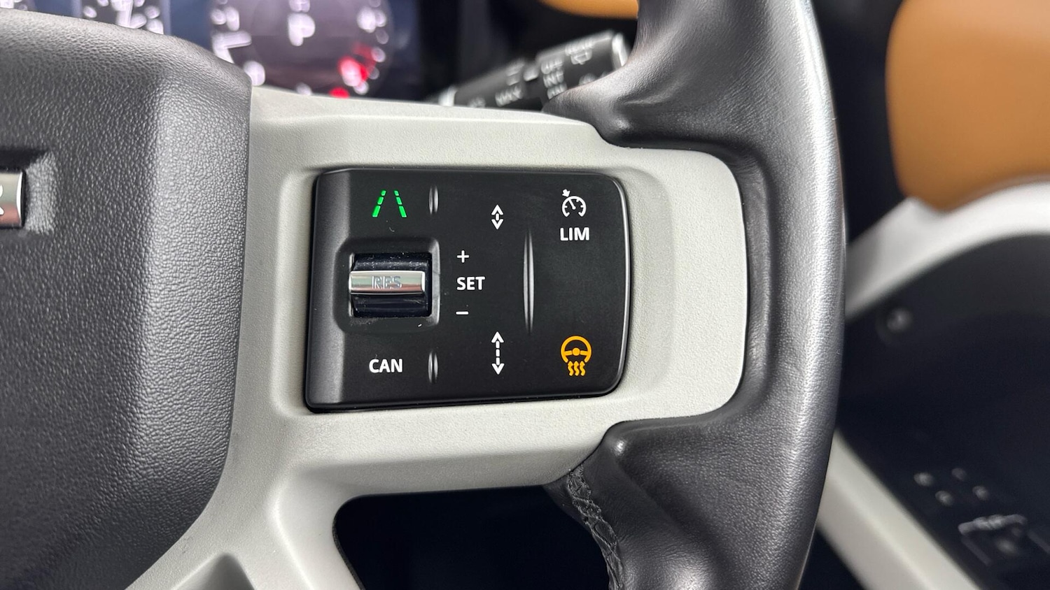 Used Land Rover Defender 130 2024 for sale - 77387768: Photo 30