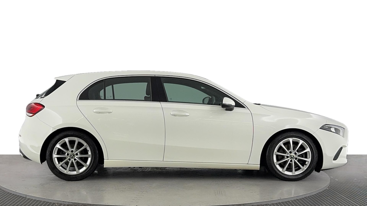 Used Mercedes-Benz A-Class 2018 for sale - 76114125: Photo 3