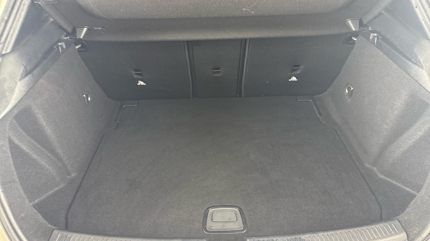 Used Mercedes-Benz A-Class 2018 for sale - 76114125: Photo 50