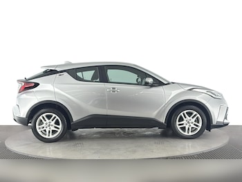 Used Toyota C-HR 2023 for sale - 78649030: Photo