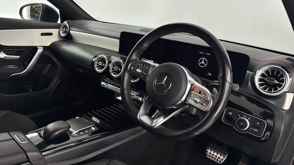 Used Mercedes-Benz CLA 2023 for sale - 76040335: Photo 9