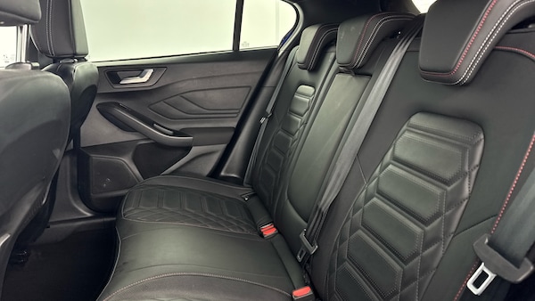 Used Ford Focus 2023 for sale - 76037398: Photo 14