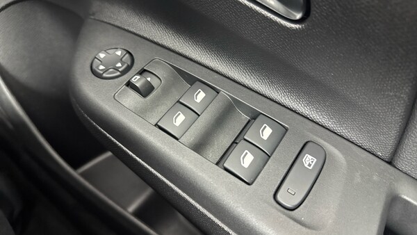 Used Vauxhall Corsa 2023 for sale - 76101181: Photo 56