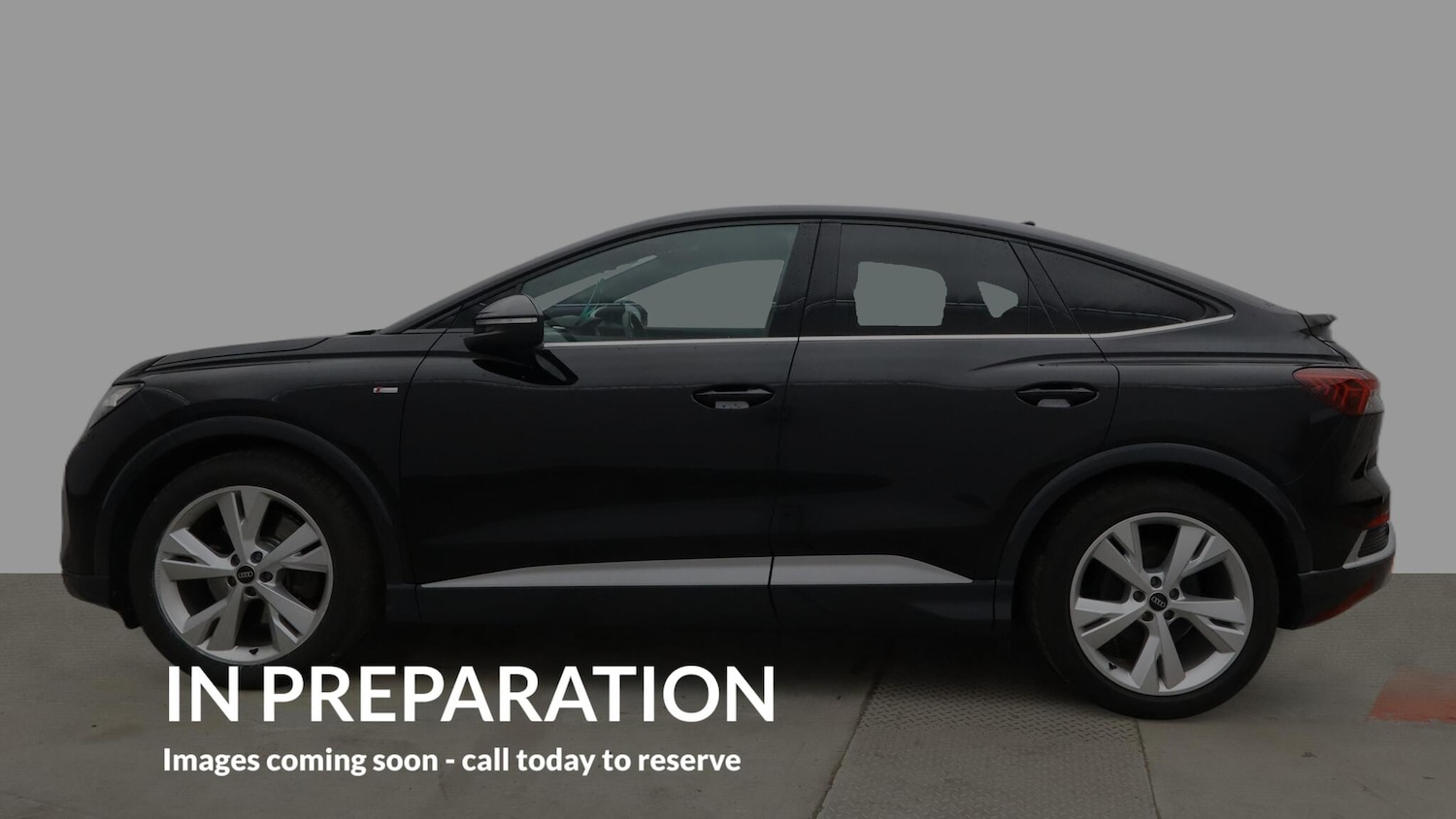 Used Audi Q4 e-tron 2023 for sale - 77783041: Photo 6