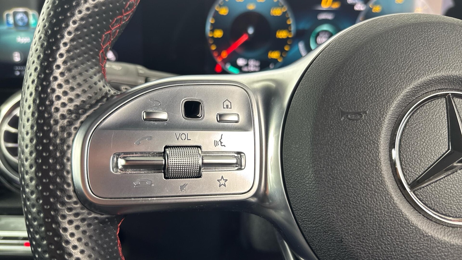 Used Mercedes-Benz EQB 2022 for sale - 77738189: Photo 22